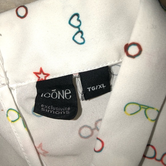 Clearance $7 SIMONS BLOUSE - Picture 2 of 3